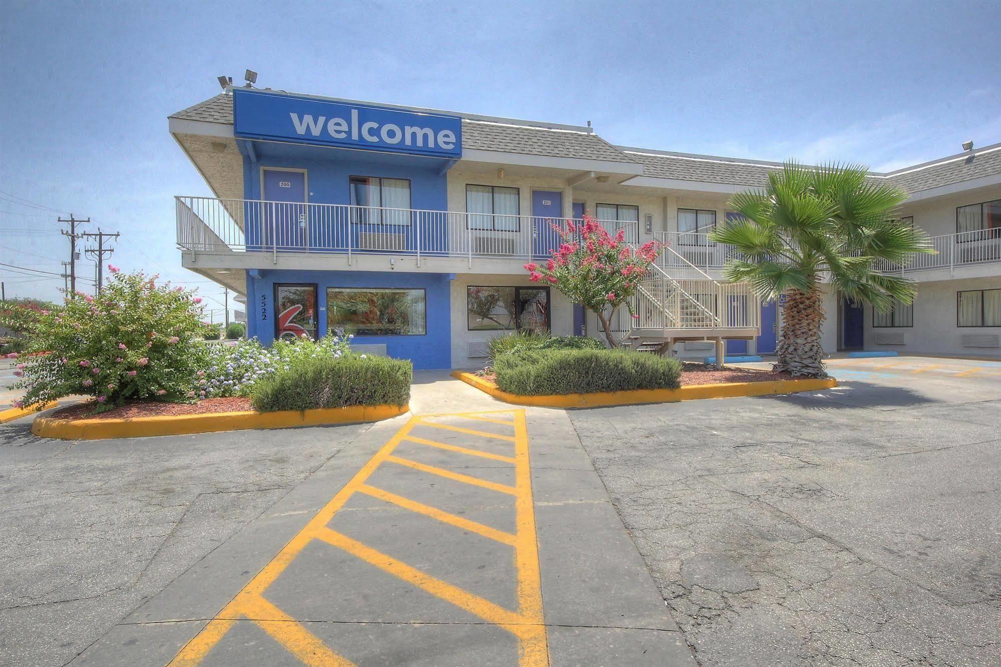 Motel 6-San Antonio, Tx - Fort Sam Houston Zewnętrze zdjęcie
